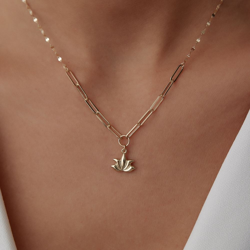 Yaprak Tasarım Kolye