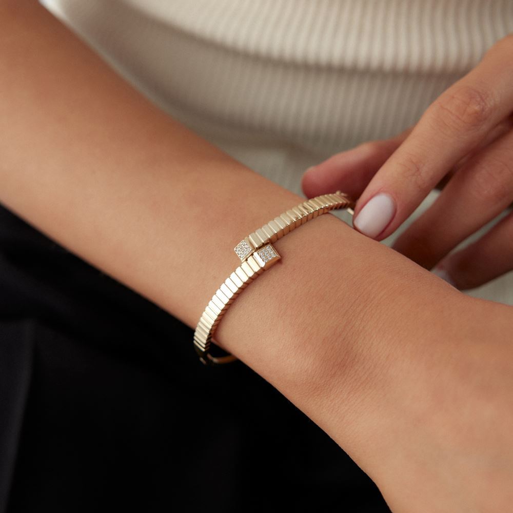 Tasarım Taşlı Kelepçe