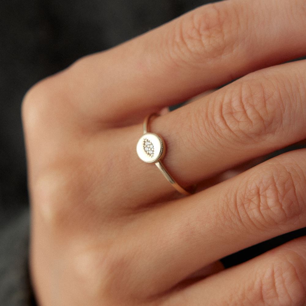 Göz Taşlı Yüzük