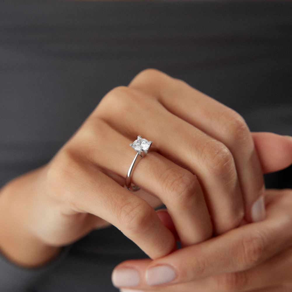 Altın Tektaş Yüzük