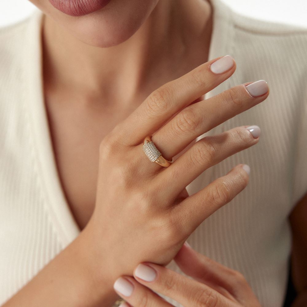 Bombeli Taşlı Yüzük