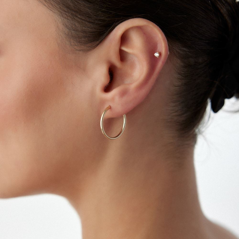 Sade Halka Küpe(1,6*1,6 cm)