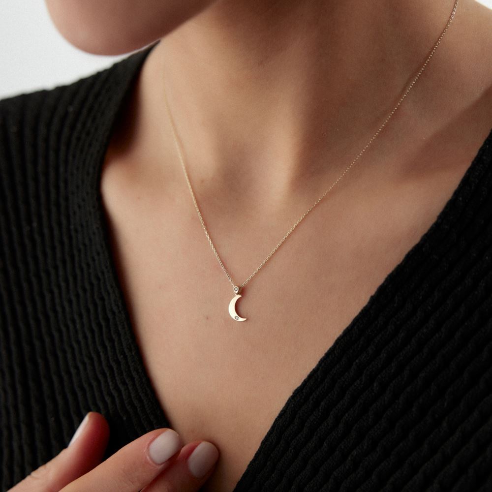 Ay Hilal Tasarım Kolye