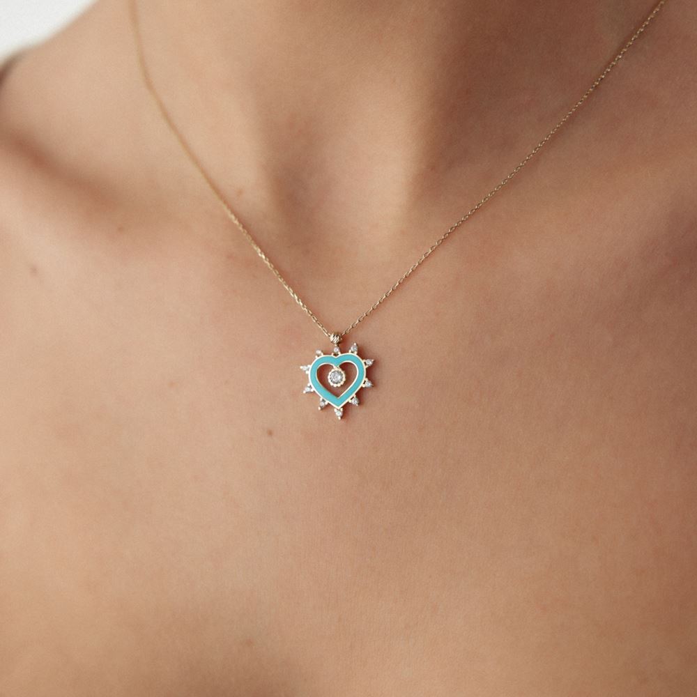 Mineli Taşlı Kalpli Kolye