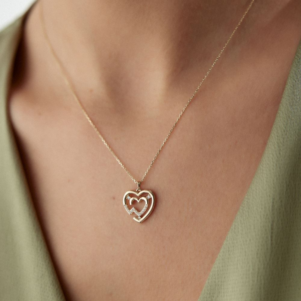 Kalpli Taşlı Kolye