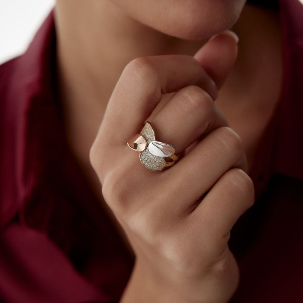 Dörtlü Yaprak Taşlı Üç Renk Yüzük