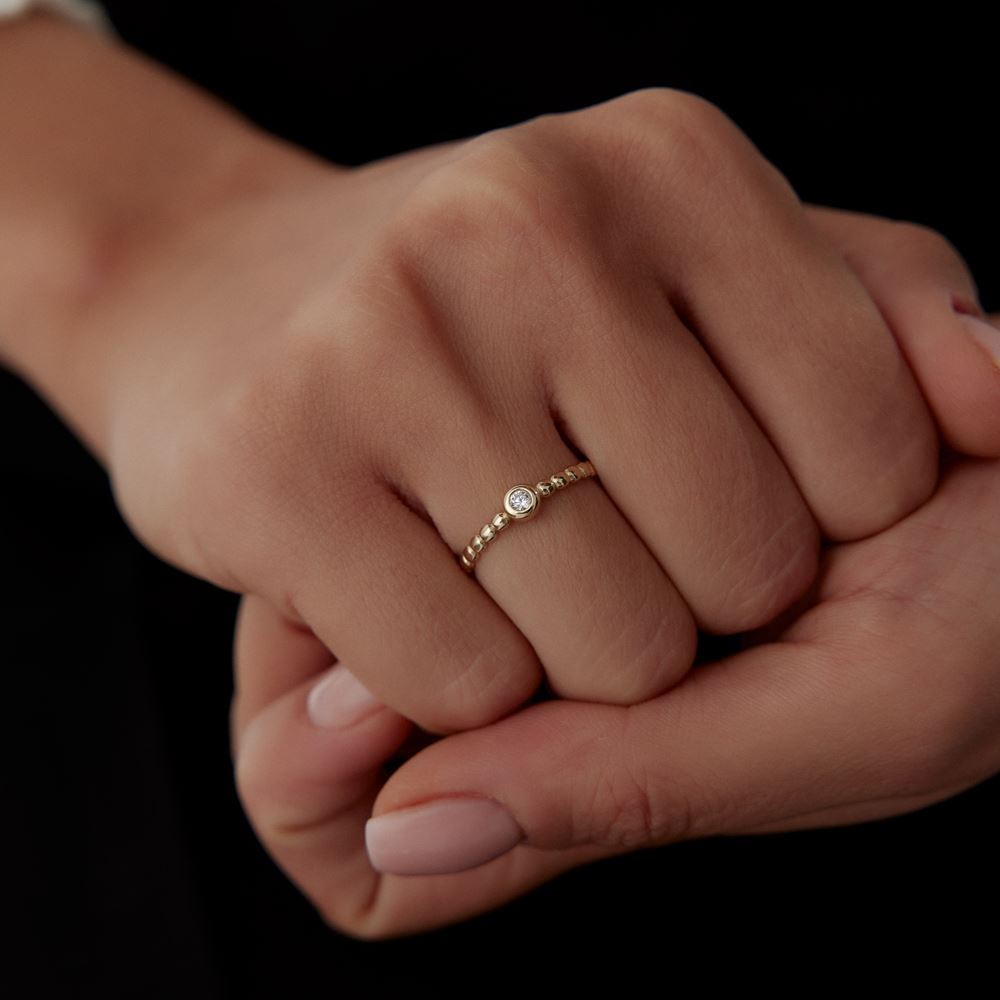 Oval Taşlı Burgu Yüzük