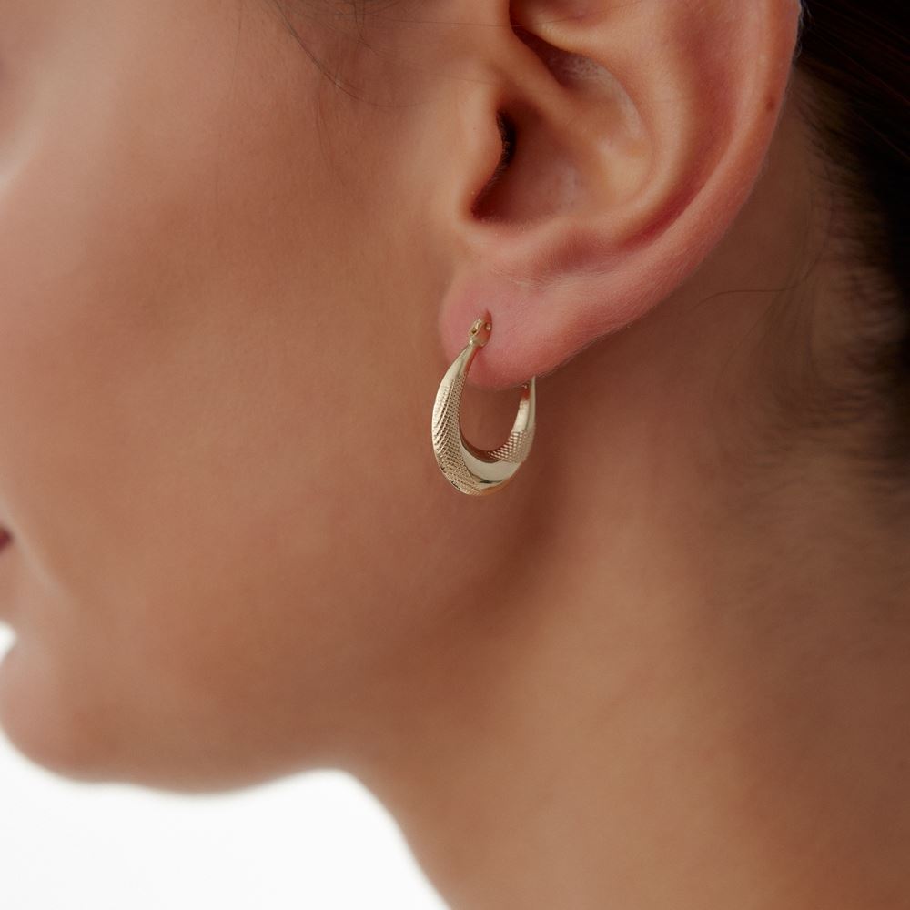 U Tırtıklı Tasarım Halka Küpe