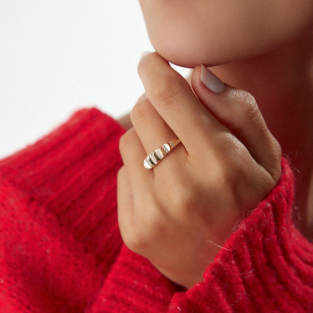 Sıralı Taşlı Yüzük