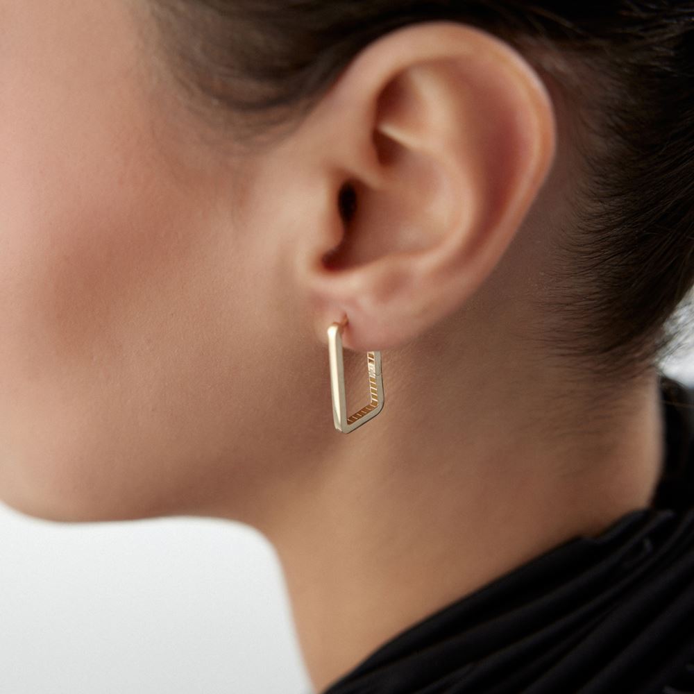 U Tasarım Halka Küpe