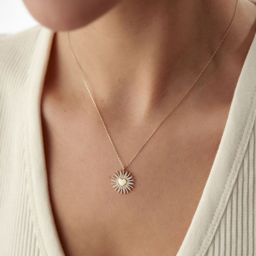 Güneş Kalp Kolye