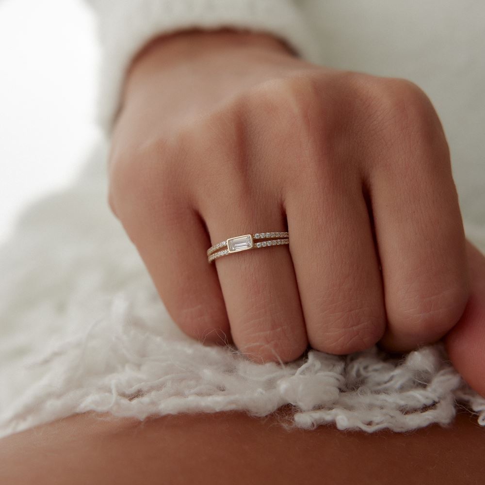 İki Sıra Taşlı Baget Yüzük